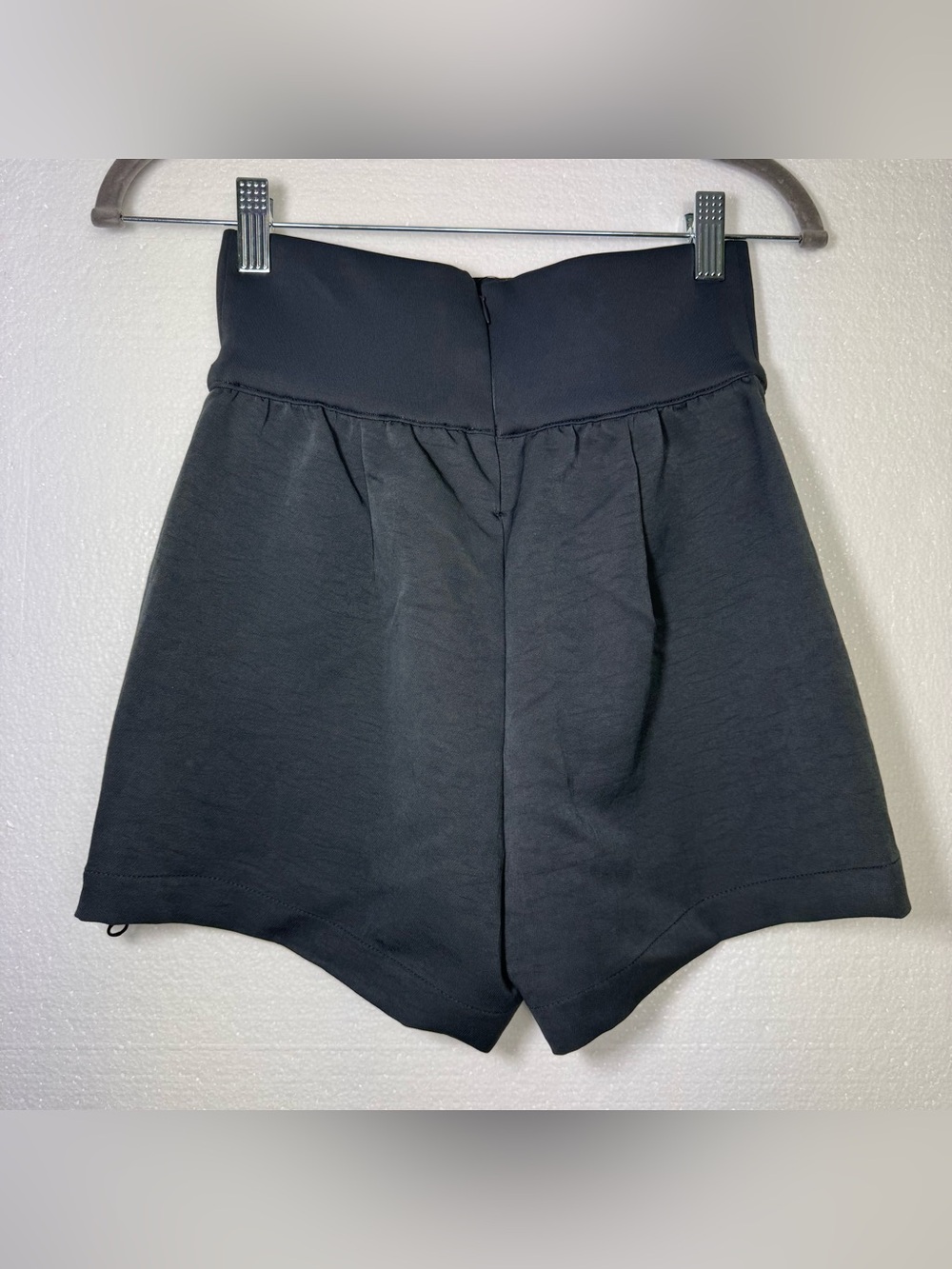 Nike Shorts Grey Tech Pack Woven High Waist size XS NWT - Picture 3 of 5